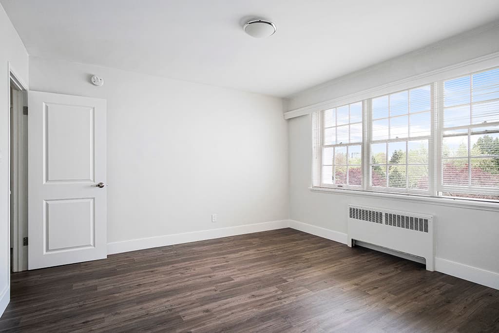 Colonial House — UBC Bachelor - Photo 19