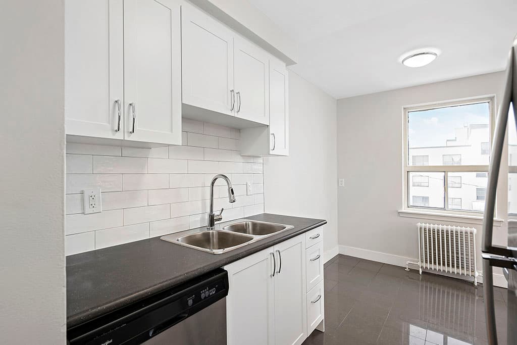 Pharmacy Apartments — Golden Mile 1 Bedroom - Photo 6