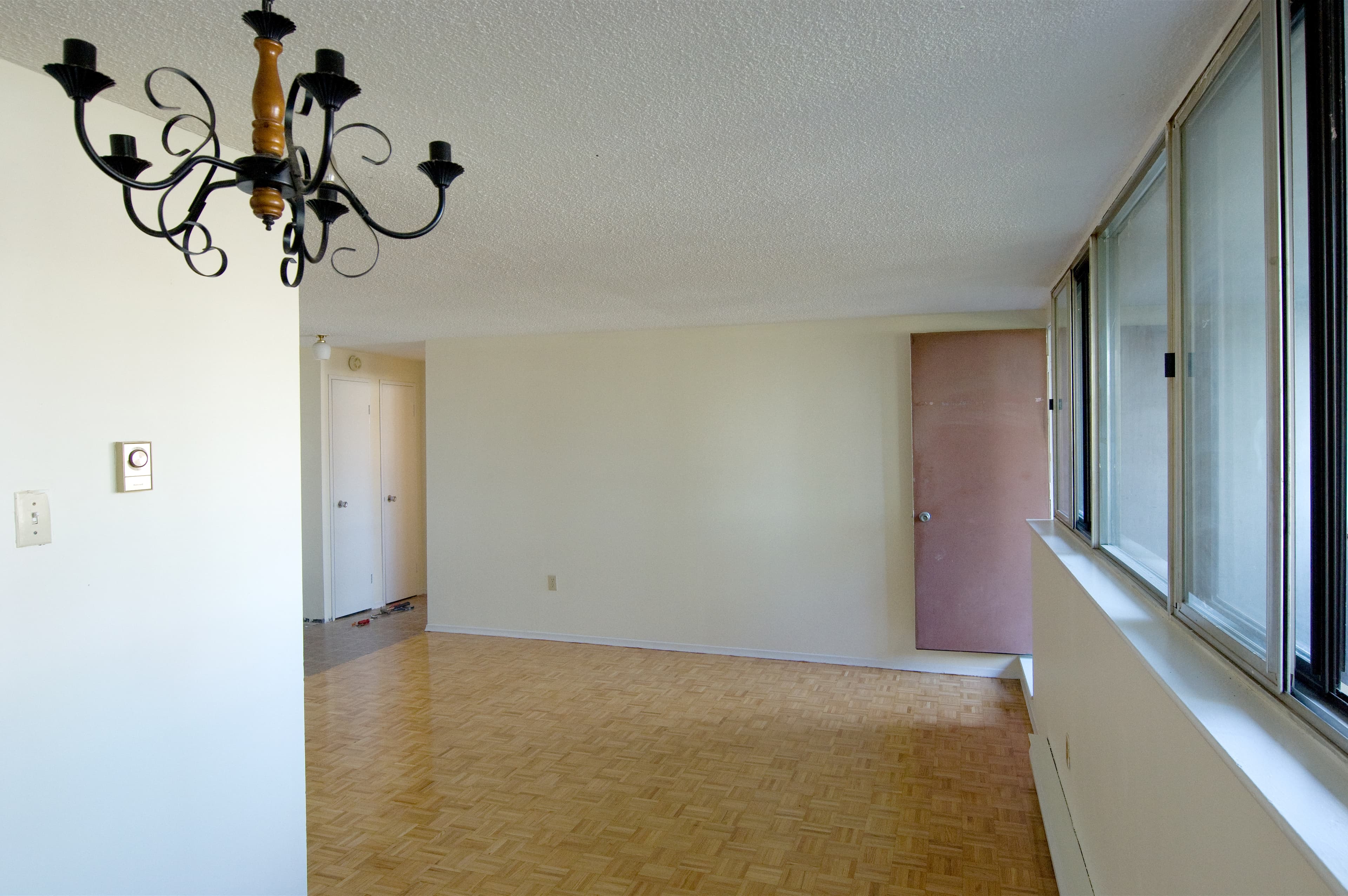 The Laurentian — 2 Bedrooms - Photo 7