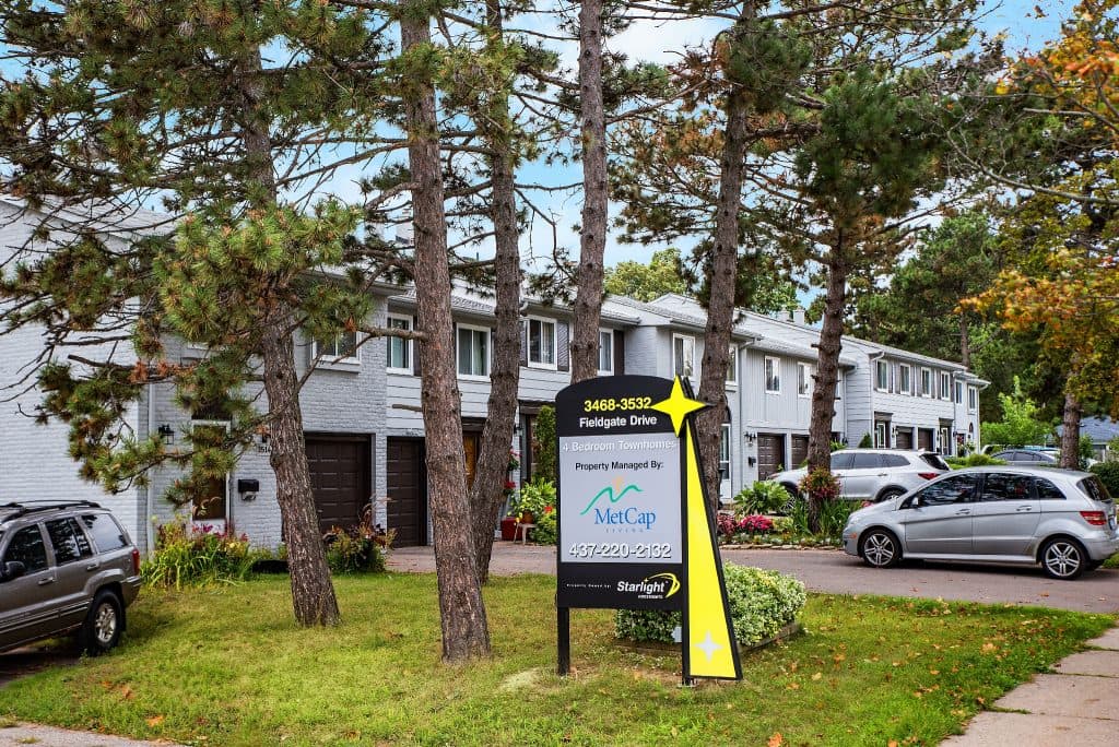 Forest Glen Townhomes — 4 Bedroom - Photo 2