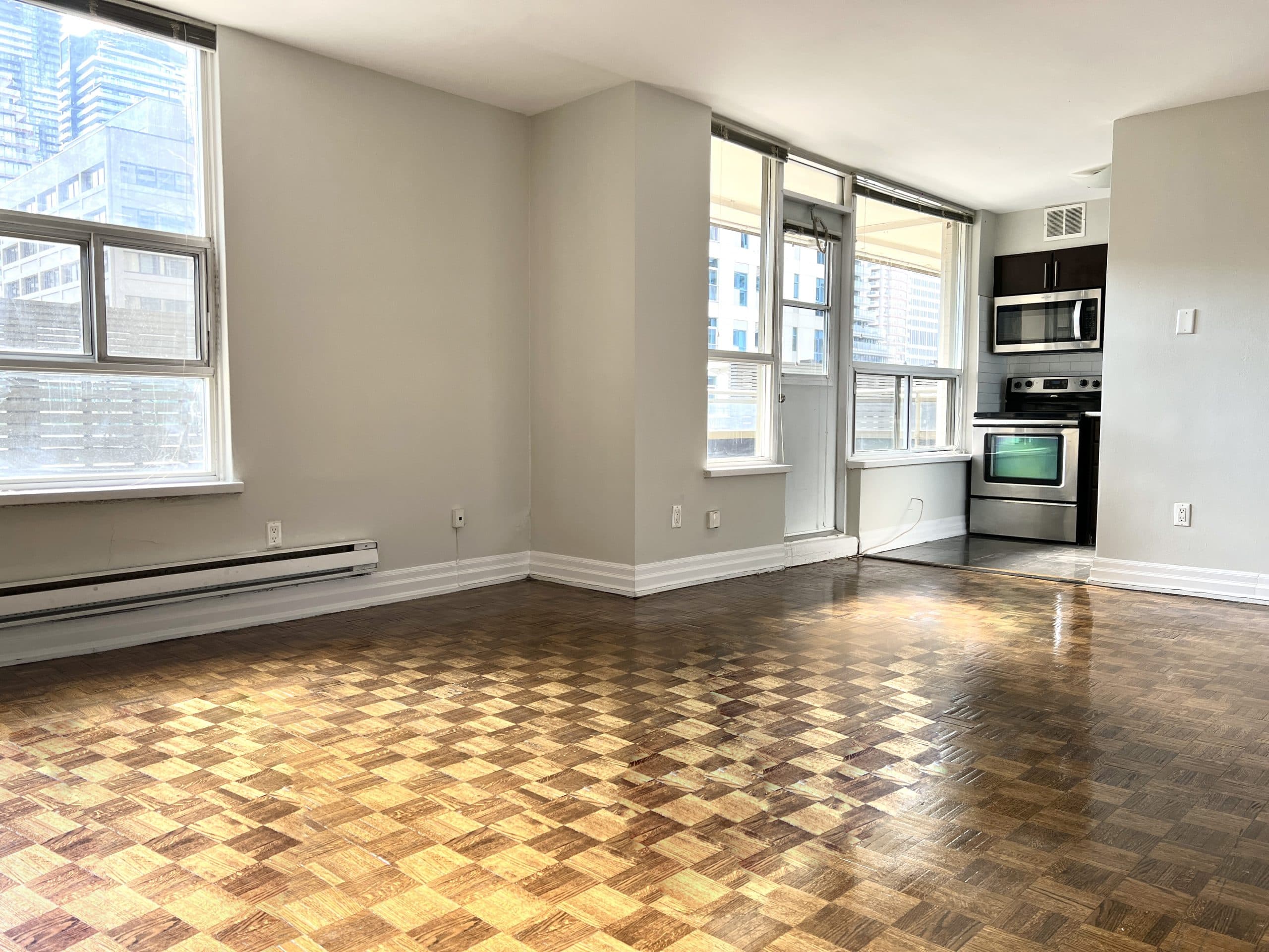 Continental Tower — Downtown 2 Bedroom - Photo 14