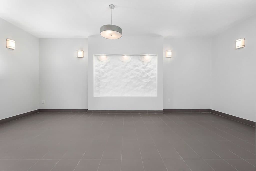 Highland Park Apartments — 2 Bedrooms - Photo 16