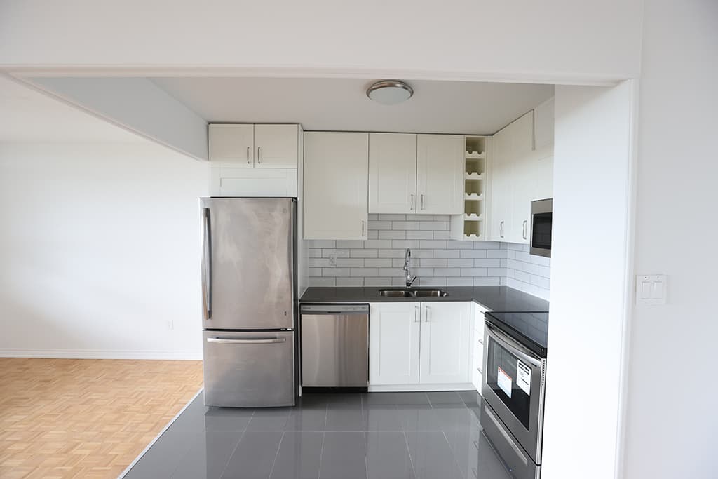 Highland Park Apartments — 2 Bedrooms - Photo 20
