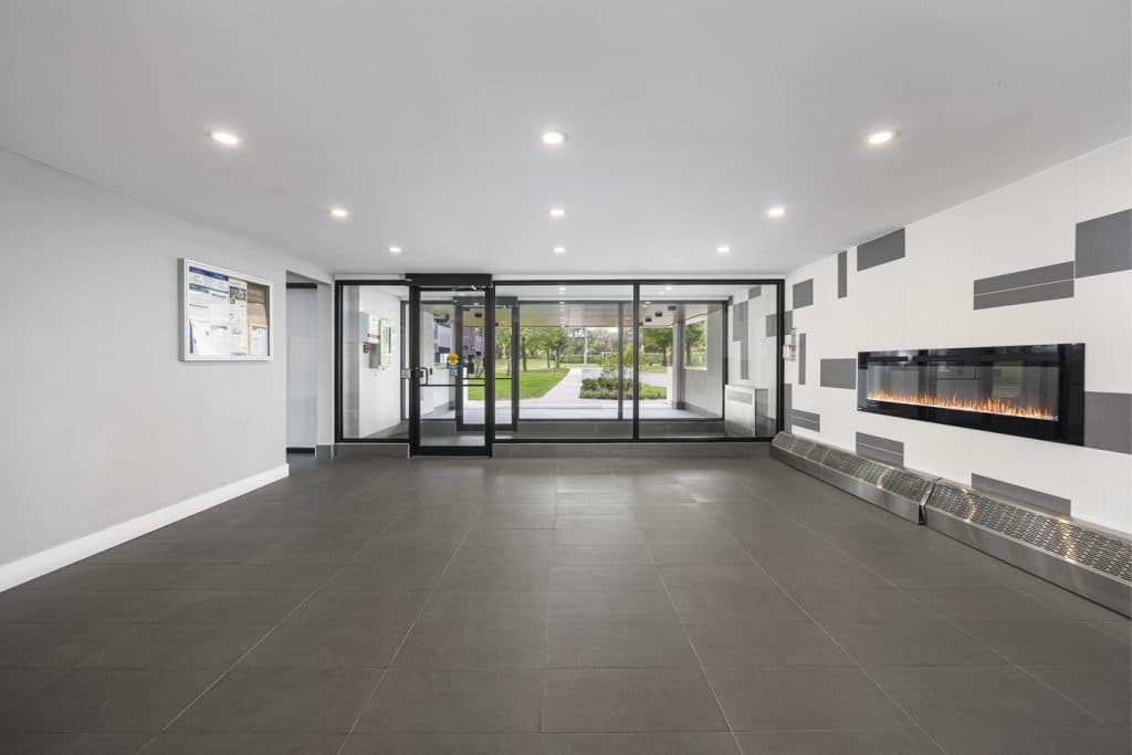 Martella Place — 3 Bedroom - Photo 8