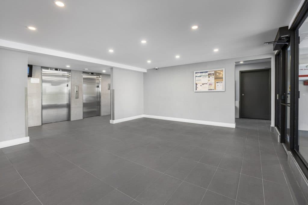 Martella Place — 3 Bedroom - Photo 9