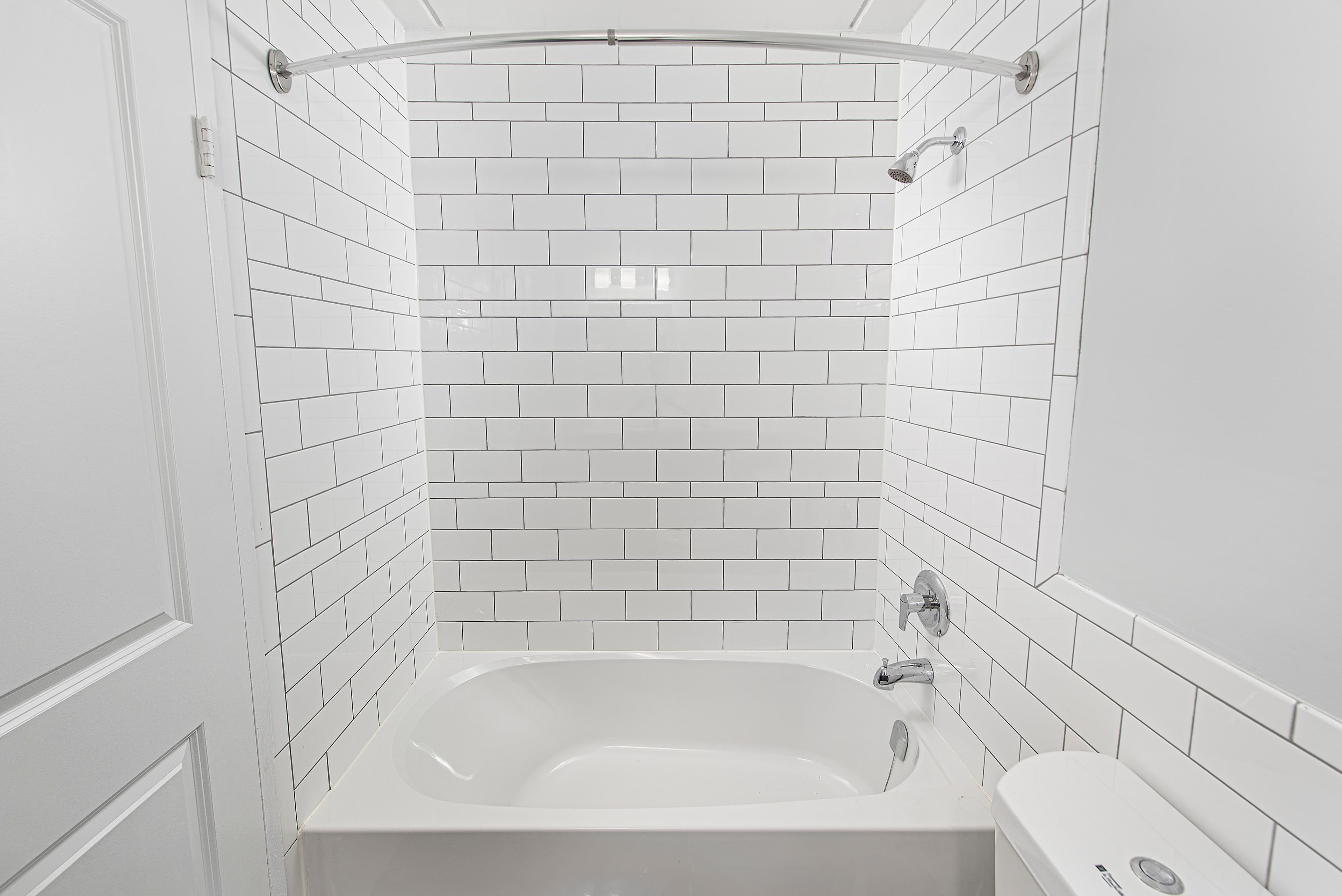 Martella Place — 3 Bedroom - Photo 29