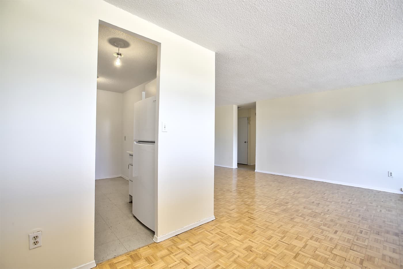 Valleyview Apartments — 3 Bedroom - Photo 15
