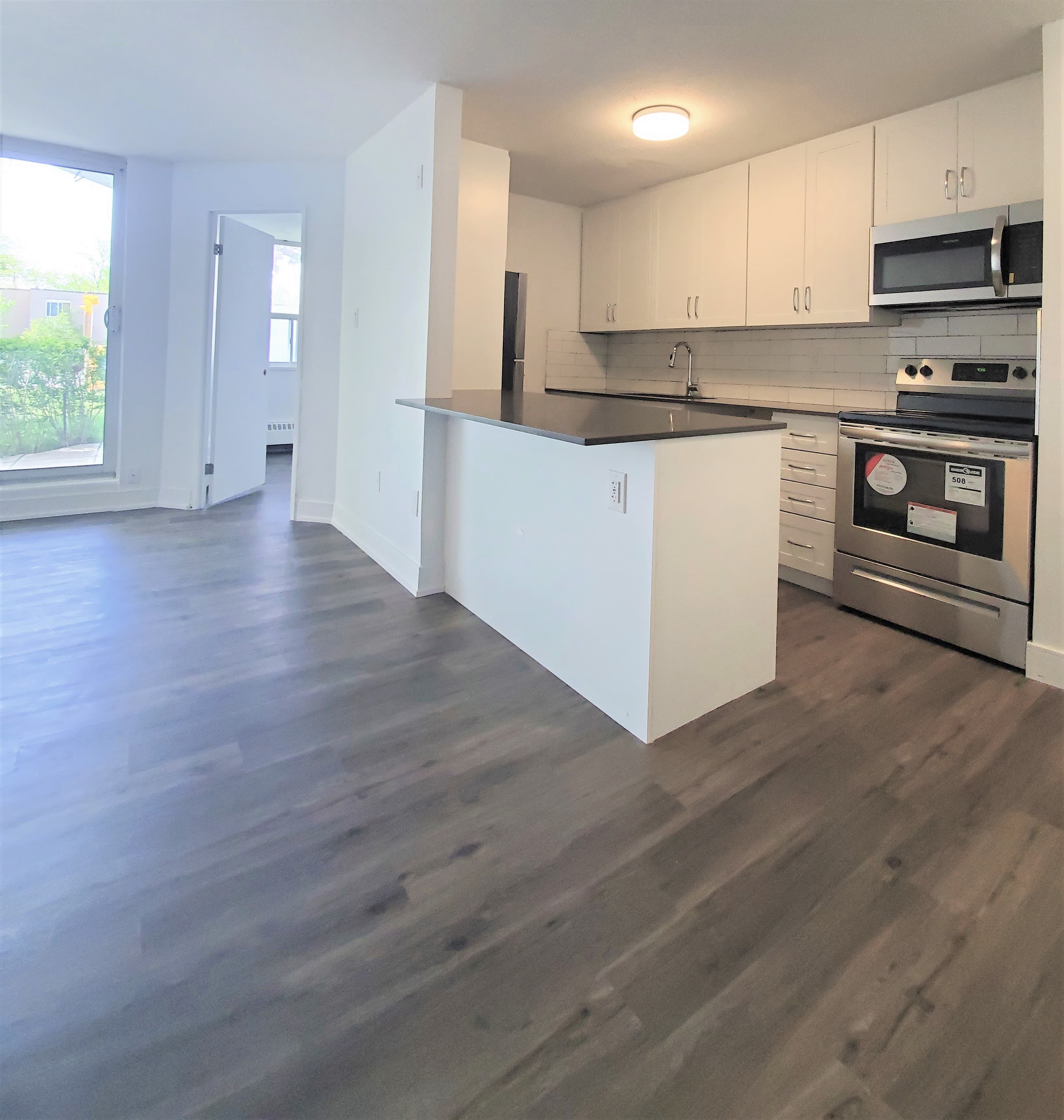 Yorkwoodsgate Apartments — 3 Bedroom - Photo 15