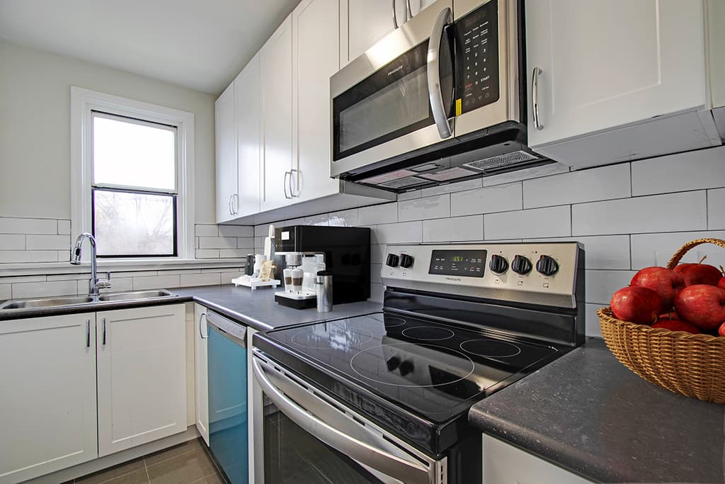 Engelhart Apartments - Photo 8