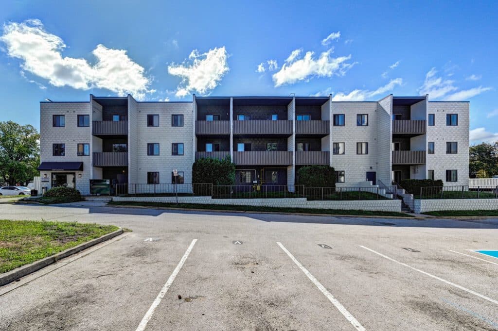 Trossacks Avenue Townhouses — 3 Bedrooms - Photo 16