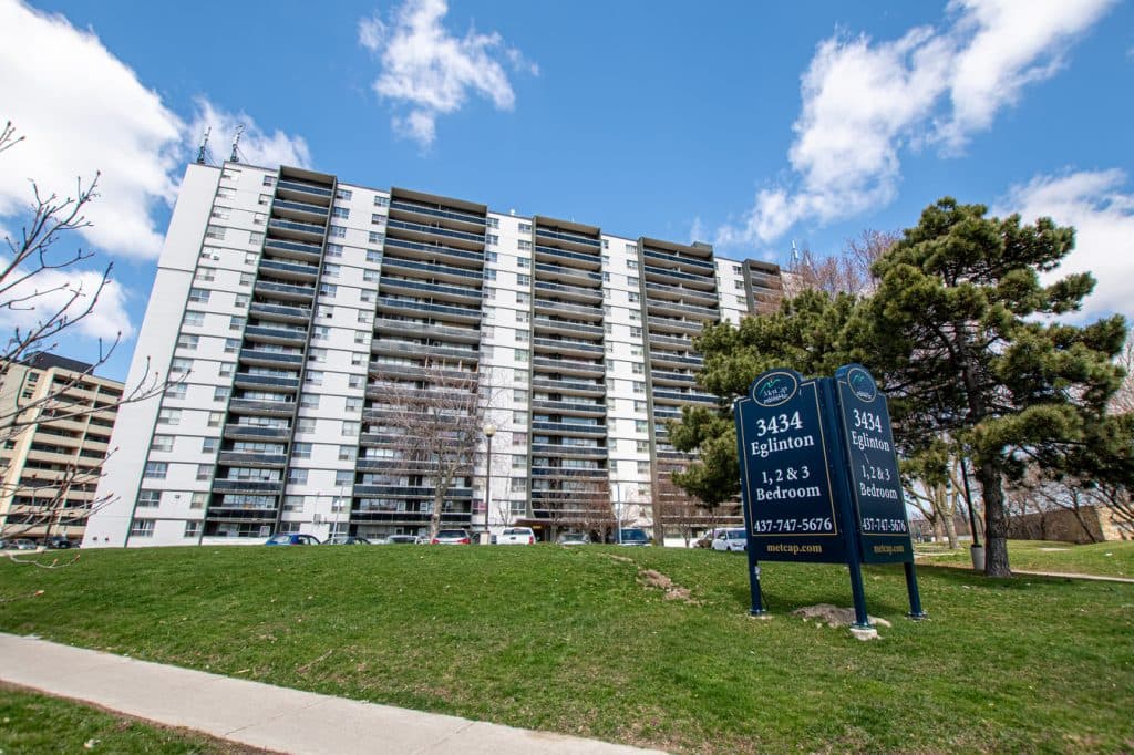 Eglinton Residences — 3 Bedroom - Photo 3