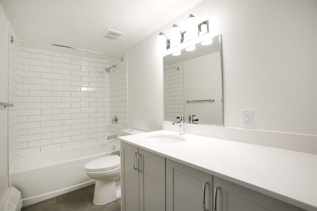 Eglinton Residences — 3 Bedroom - Photo 16