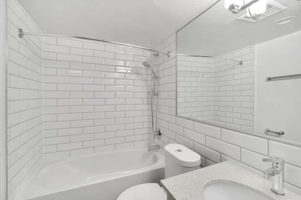 Tamarac Apartments — Bachelor - Photo 10