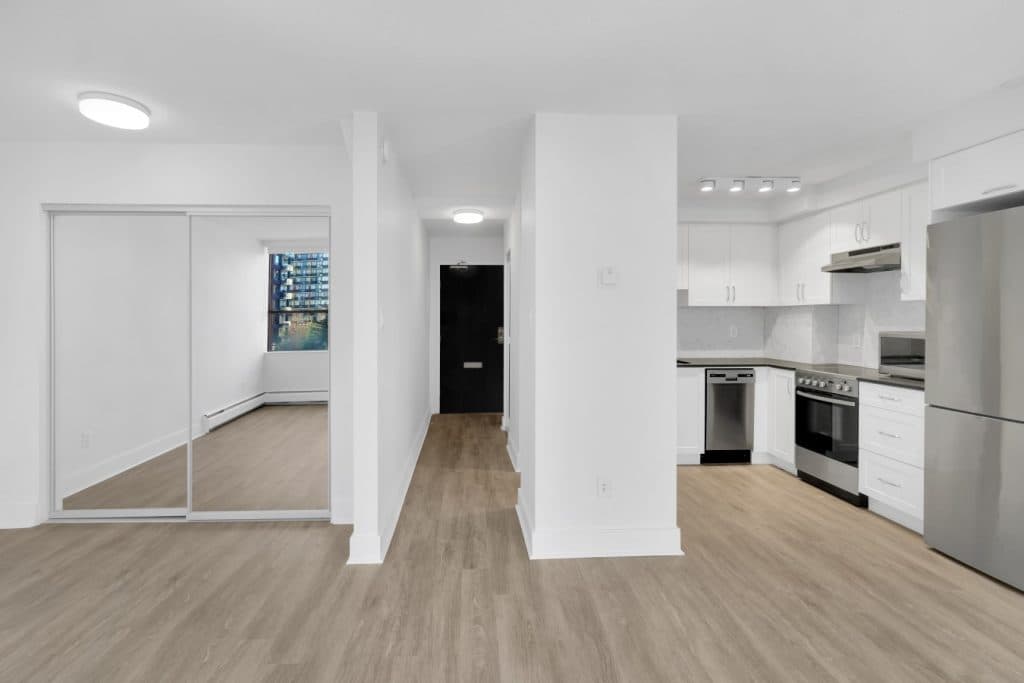 Tamarac Apartments — Bachelor - Photo 7