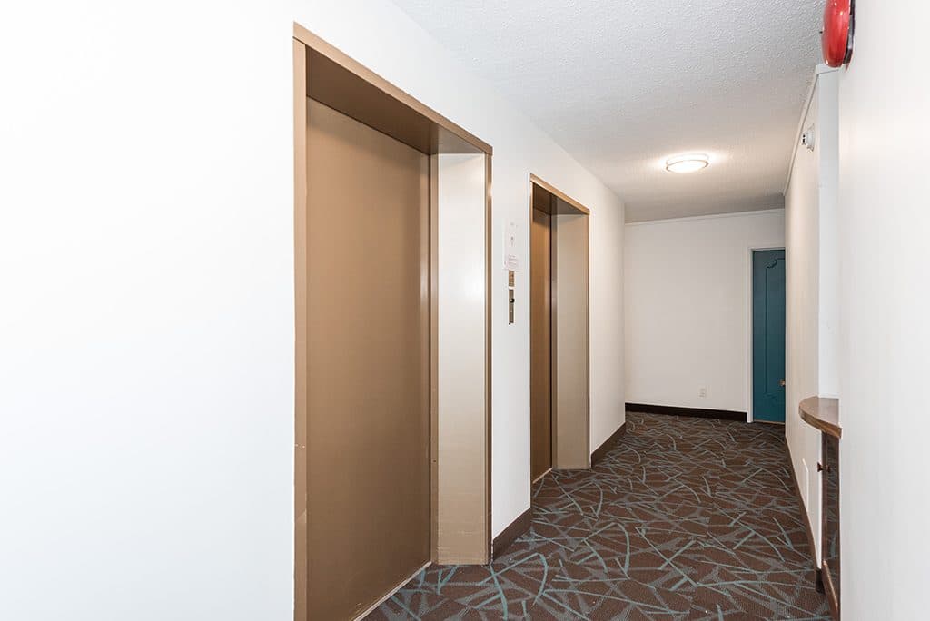 The Shoreland — 3 Bedroom - Photo 10