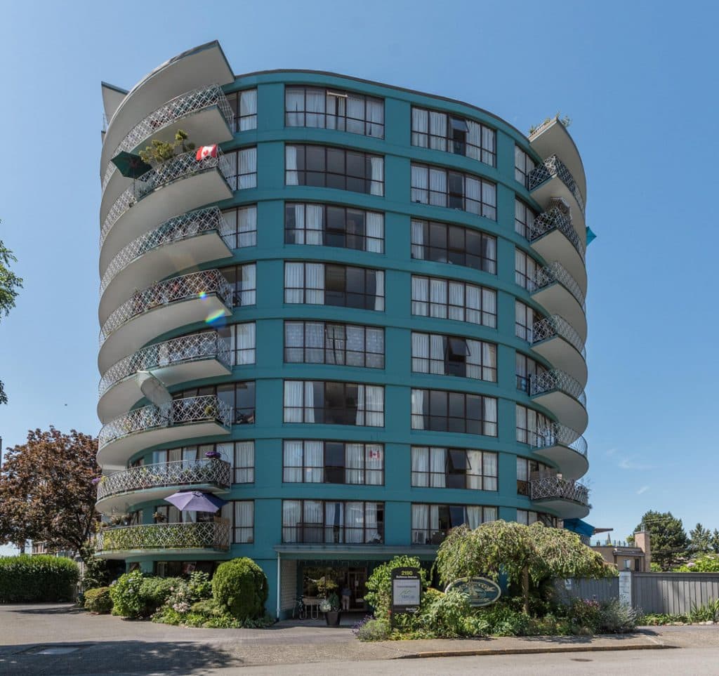 The Shoreland — 3 Bedroom - Photo 6