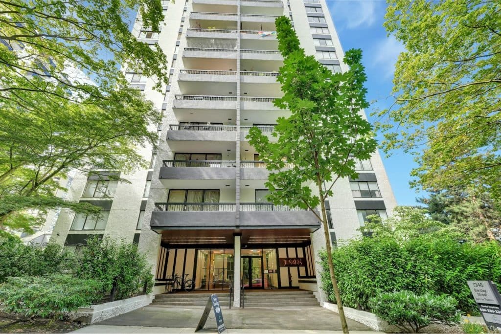 Barclay Towers — Bachelor