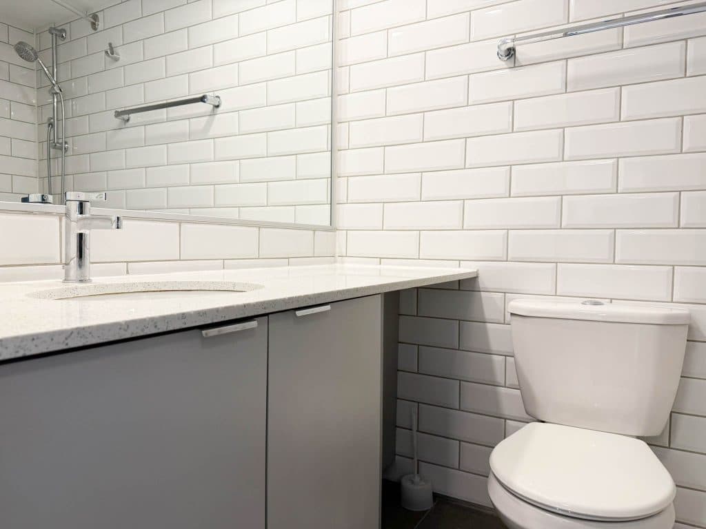 Connaught Apartments — Bachelor - Photo 6