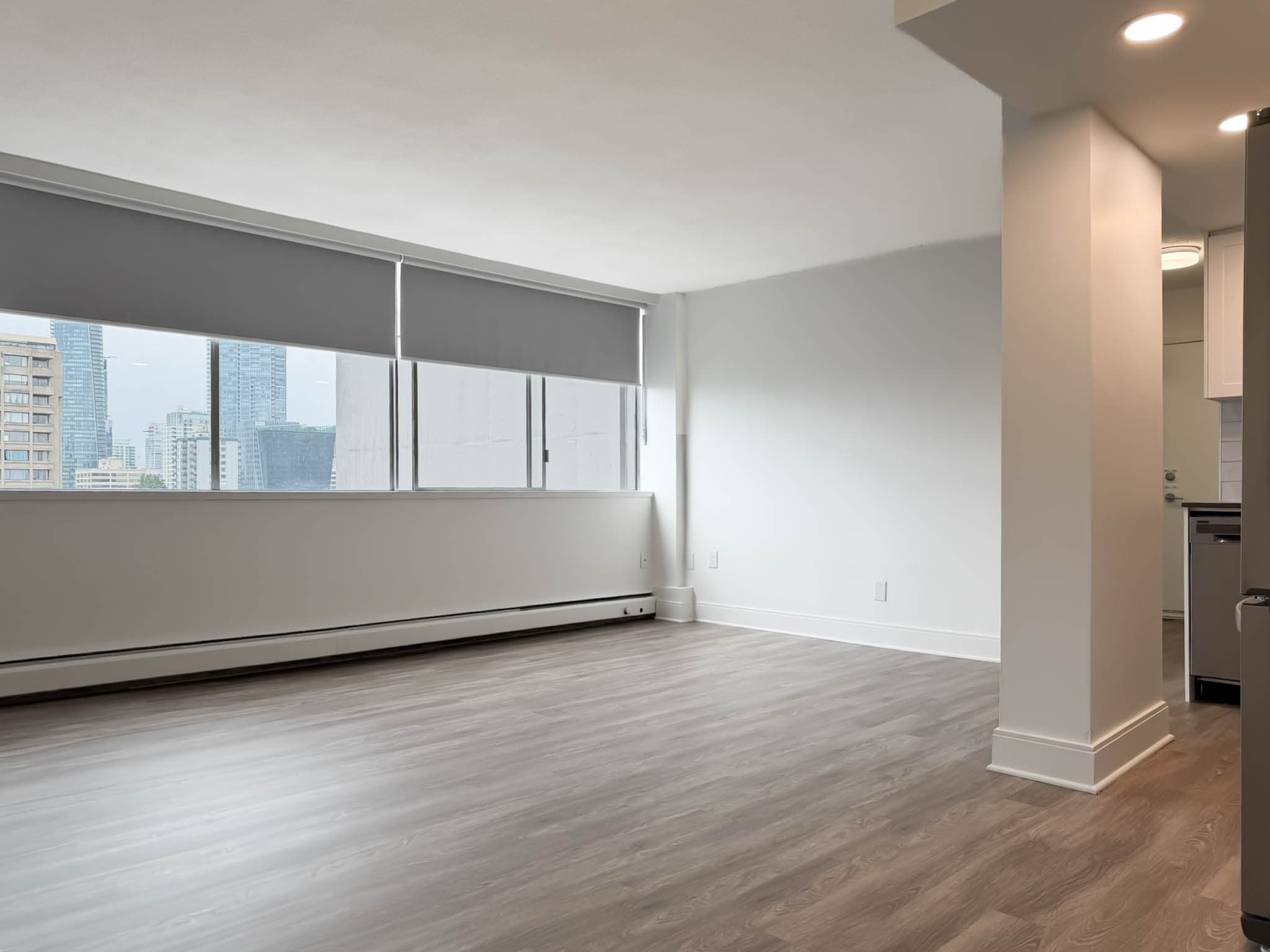 Connaught Apartments — Bachelor - Photo 24