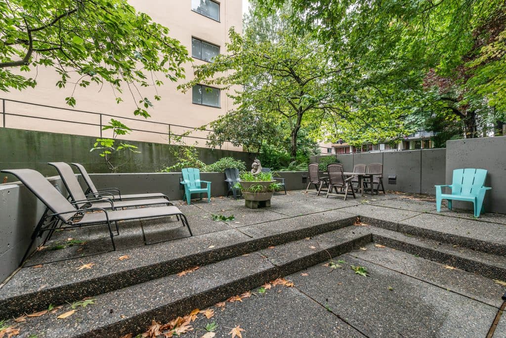 Connaught Apartments — Bachelor - Photo 19