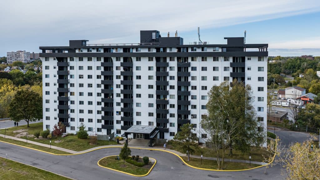 Emerald Towers — 1 Bedroom - Photo 6