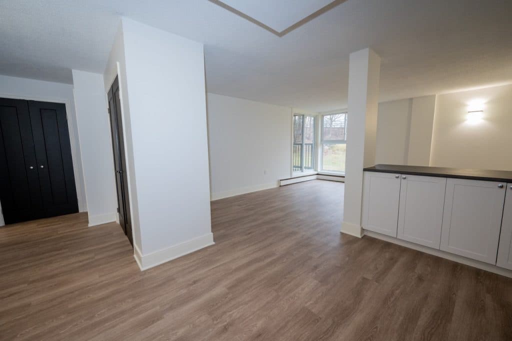 Willett Apartments — Bachelor - Photo 10