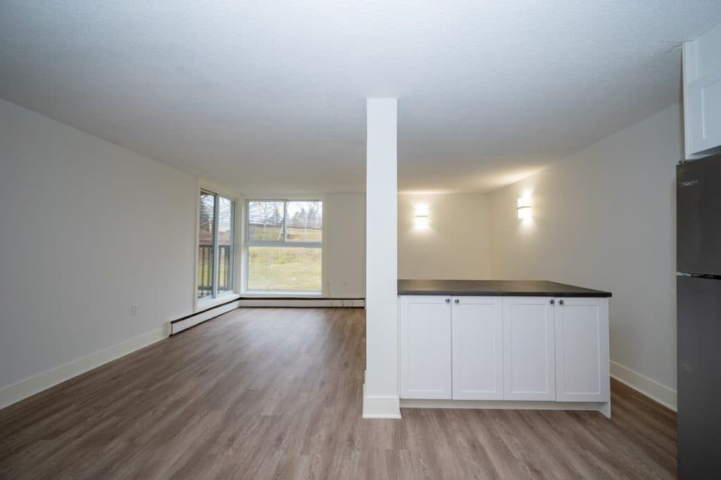 Willett Apartments — Bachelor - Photo 15