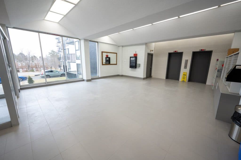 Willett Apartments — Bachelor - Photo 18