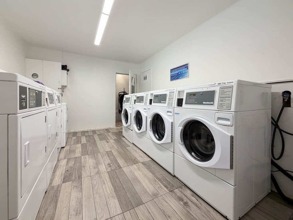 Rue Crevier Apartments — 3 Bedroom - Photo 13