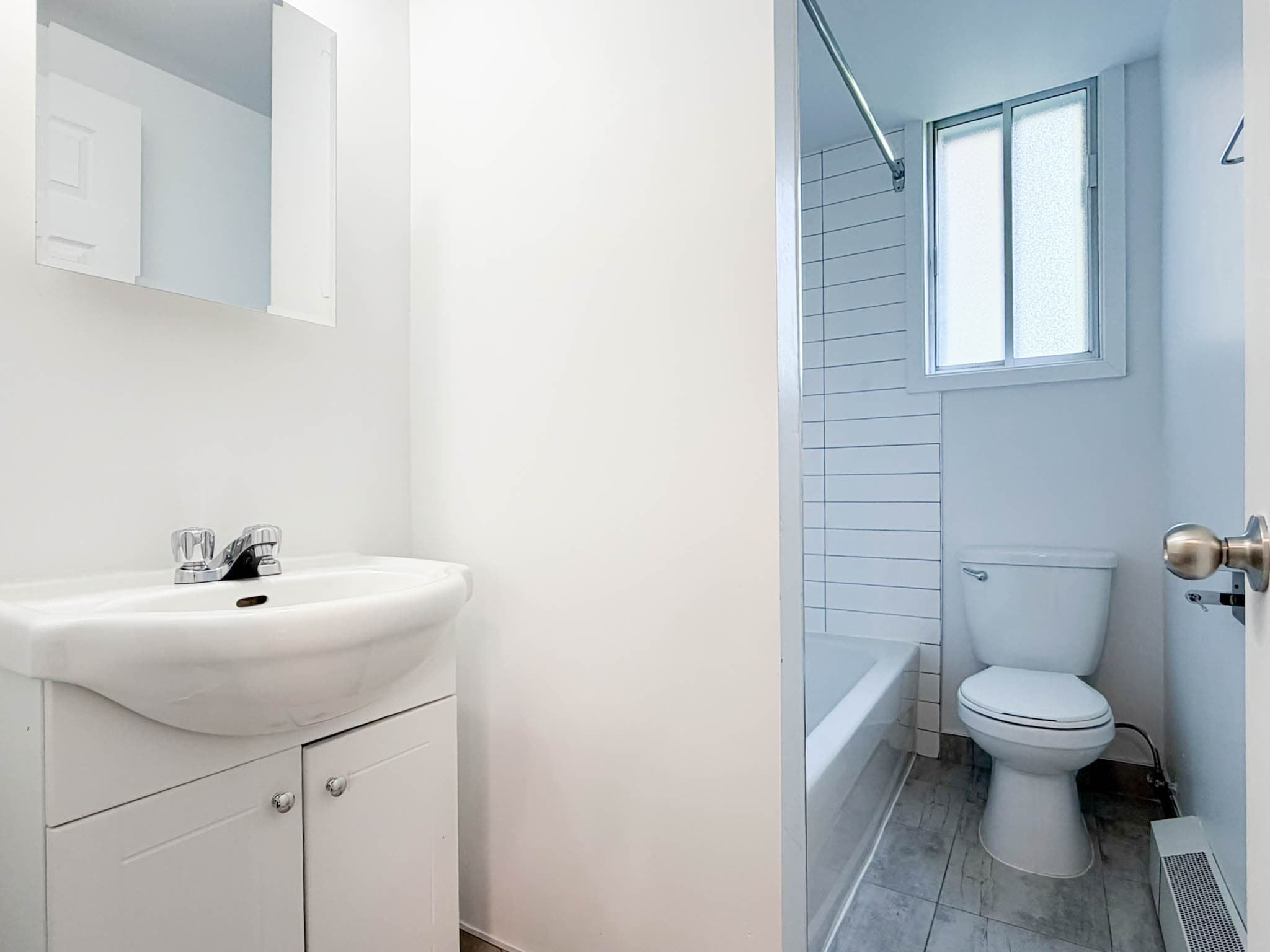 Rue Crevier Apartments — 3 Bedroom - Photo 22