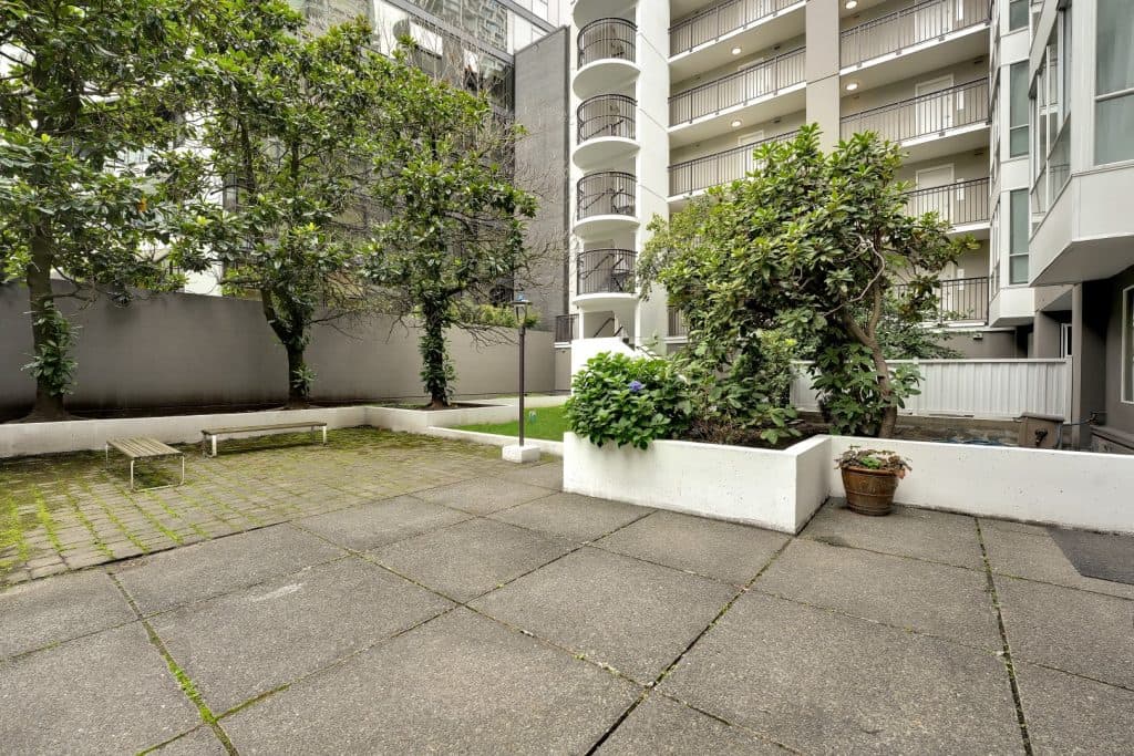 Pacific Terrace Apartments — Downtown Vancouver Bachelor - Photo 22