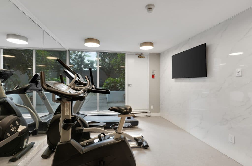 Pacific Terrace Apartments — Downtown Vancouver Bachelor - Photo 27