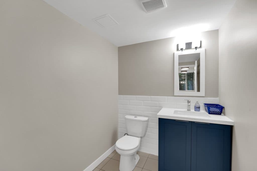 Pacific Terrace Apartments — Downtown Vancouver Bachelor - Photo 17