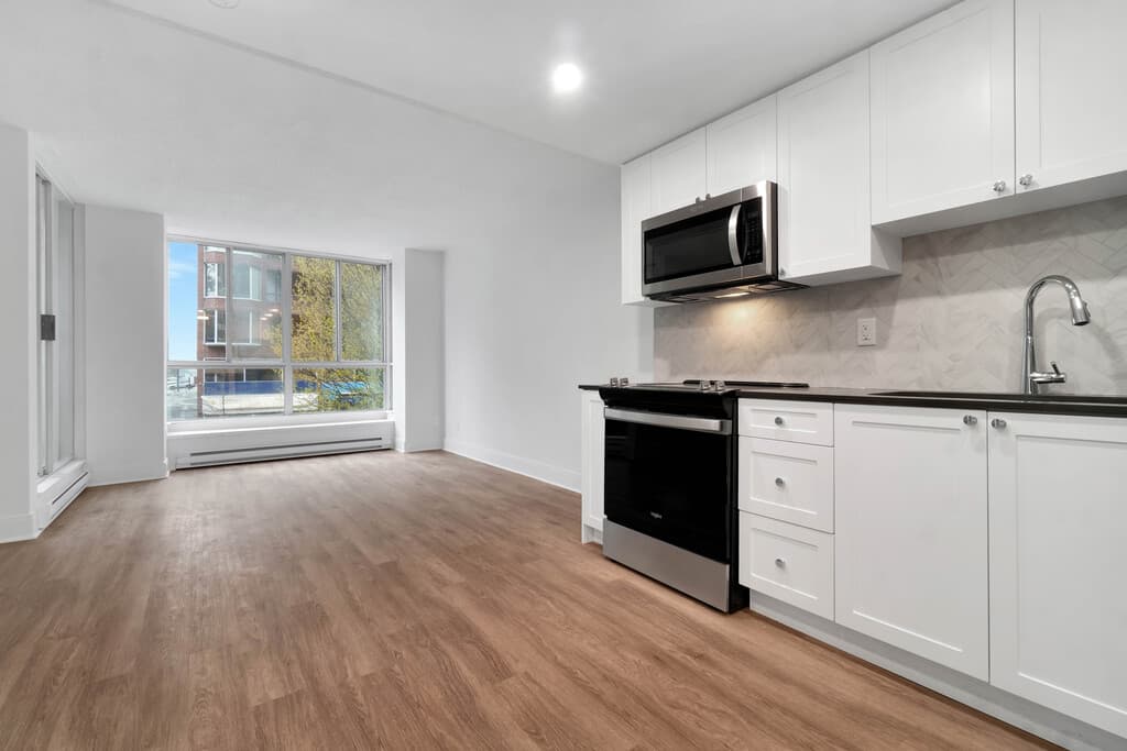 Pacific Terrace Apartments — Downtown Vancouver Bachelor - Photo 34