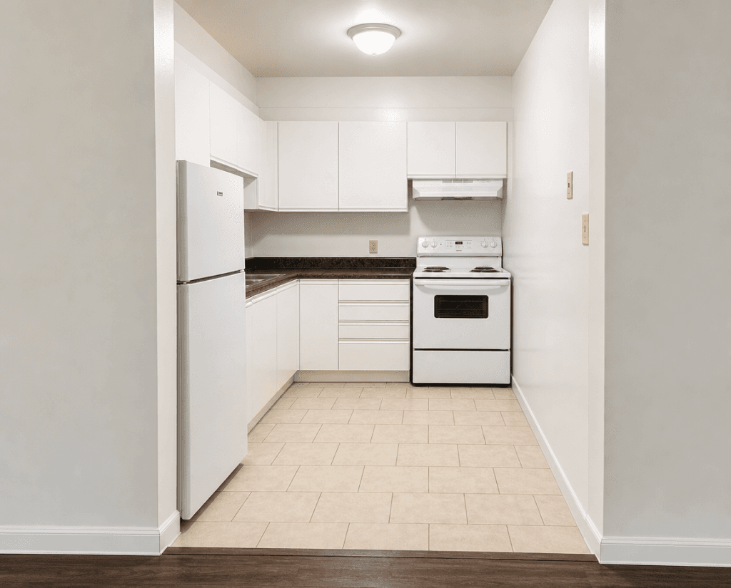 Sixth Street Apartments - Photo 2