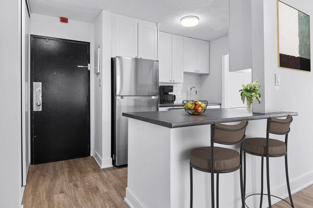 Windsor Park Village — 1 Bedroom - Photo 4