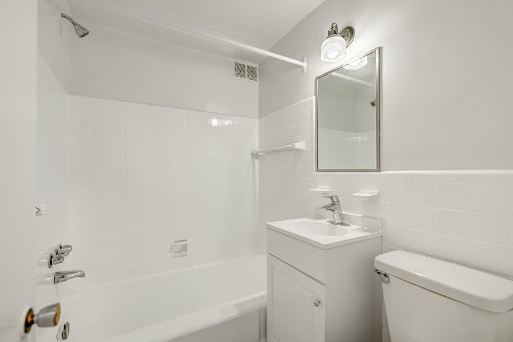 1433 Towers — Studio (Bachelor) - Photo 29