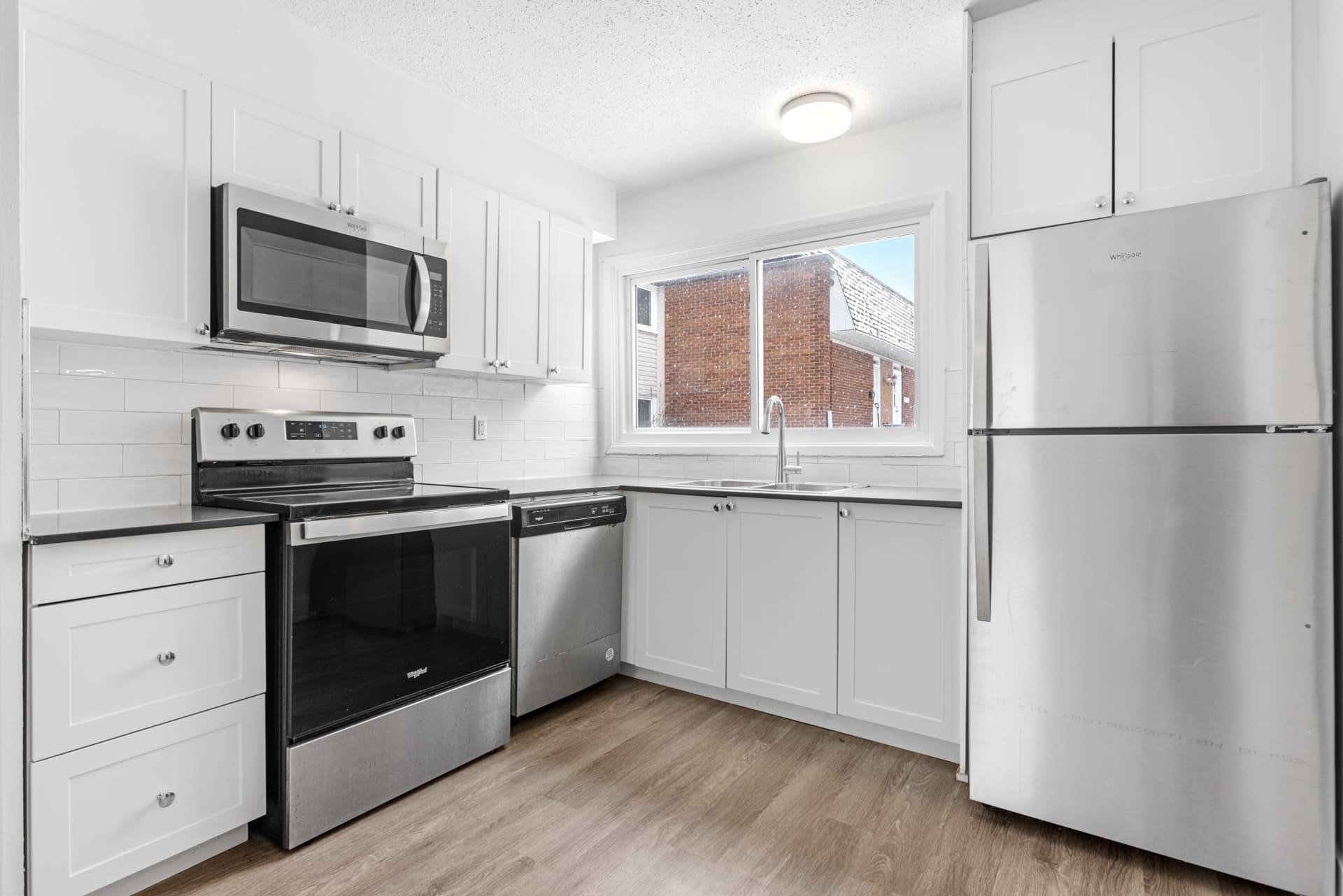 Weeping Willow Lane — 2 Bedrooms - Photo 8