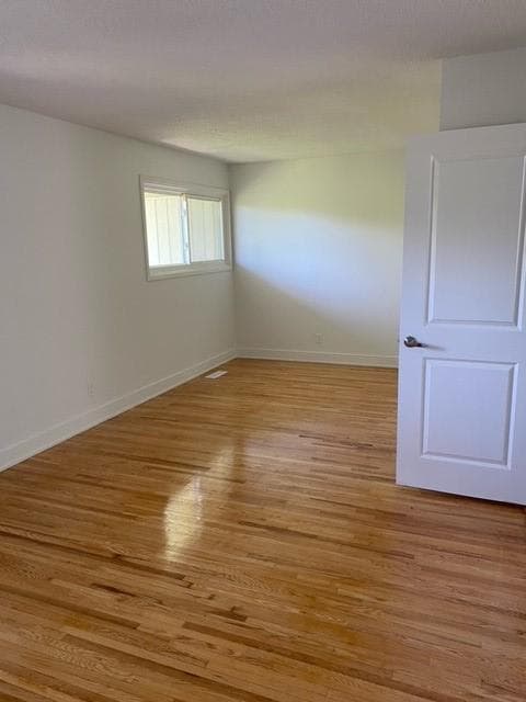 Beaverbrook Lane — 2 Bedrooms - Photo 20