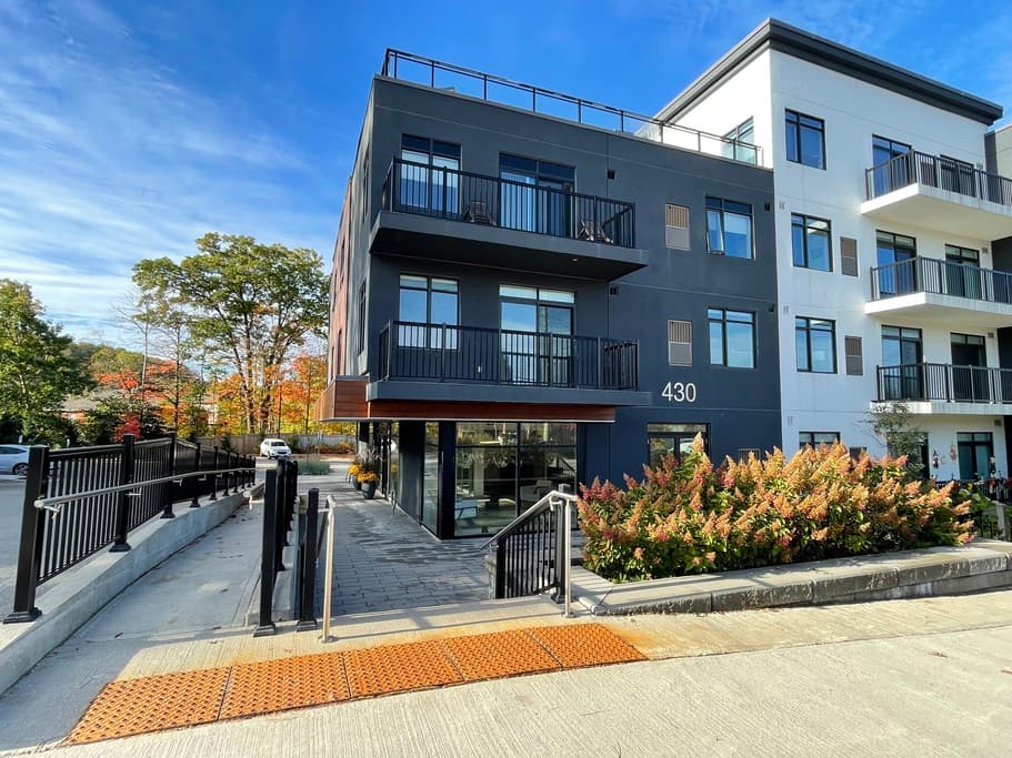 Ferndale Gardens Apartments — 1 Bedroom 1 Bath - Photo 2