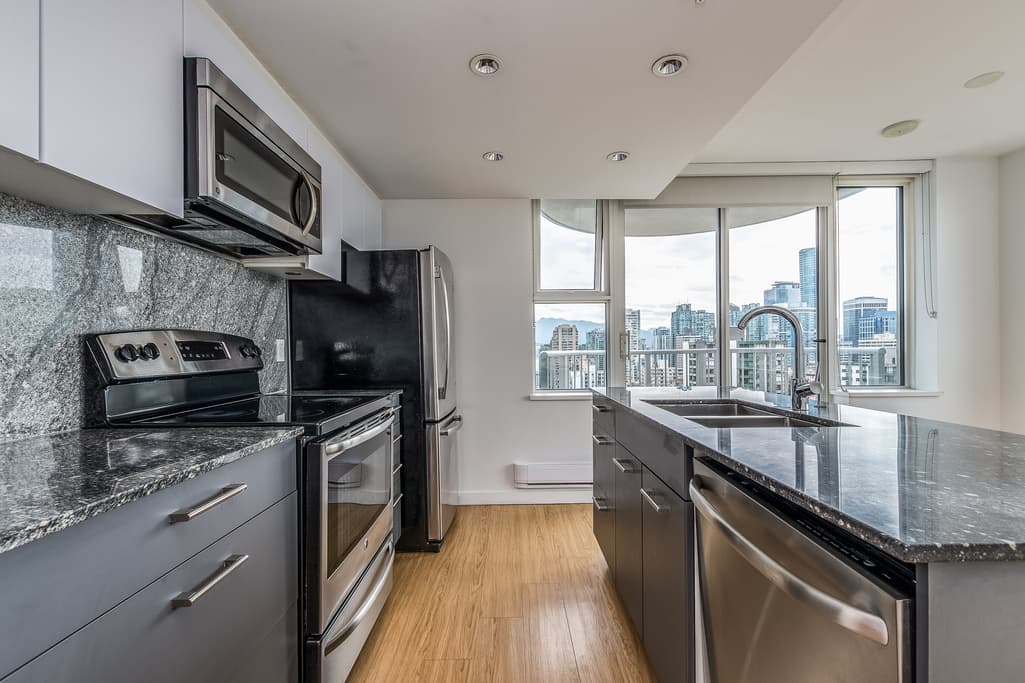The Lauren — 3 Bedrooms - Photo 28