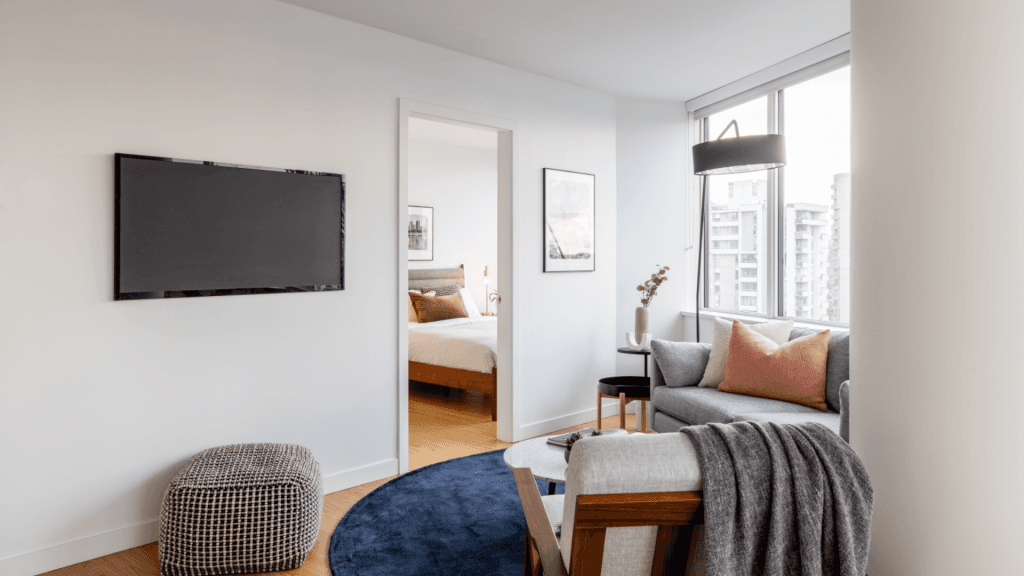The Lauren — 3 Bedrooms - Photo 15