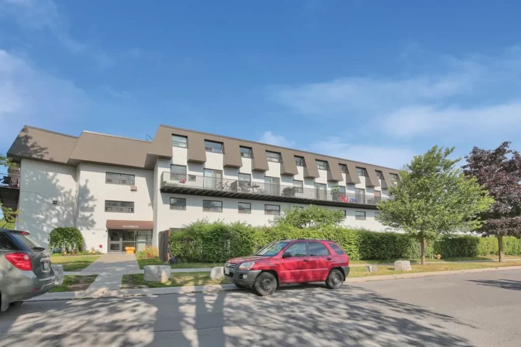 Algonquin Apartments — 2 Bedrooms - Photo 15
