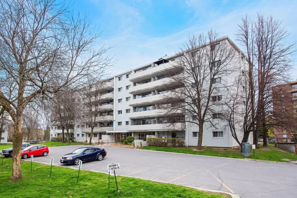 Westwinds I & II Apartments — 2 Bedrooms