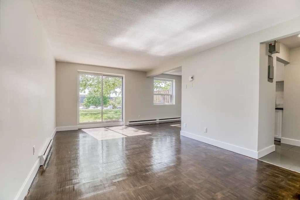 Algonquin Apartments — 2 Bedrooms - Photo 6