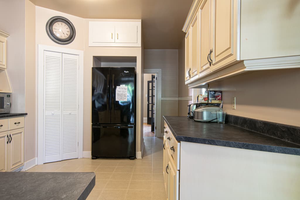 Student Housing — Room - Photo 9