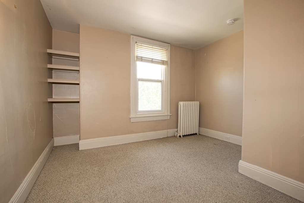 Student Housing — Room - Photo 22