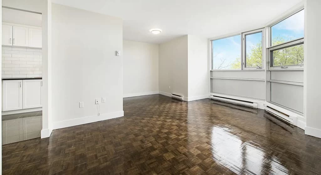 Village Green I & II Apartments — 1 Bedroom - Photo 13