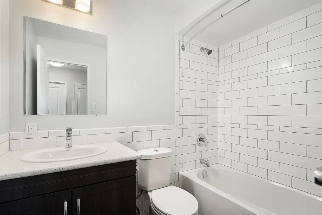 Village Green I & II Apartments — 1 Bedroom - Photo 17