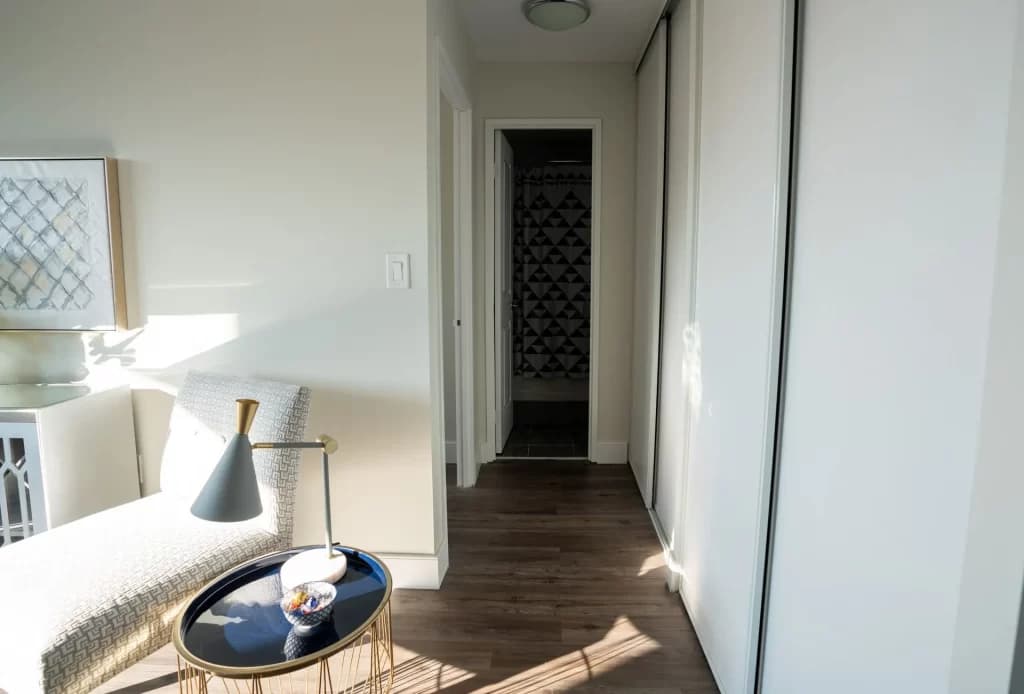 Village Green I & II Apartments — 1 Bedroom - Photo 11